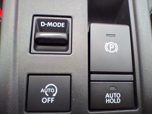 New 2026 Nissan Sentra SR w/ SR Premium Package FWD image 21