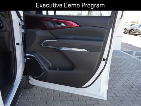 Used 2026 Chevrolet Traverse Z71 w/ Enhanced Driving Package AWD/4WD image 13