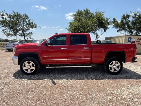 Used 2018 GMC Sierra 2500 SLT w/ Duramax Plus Package image 2