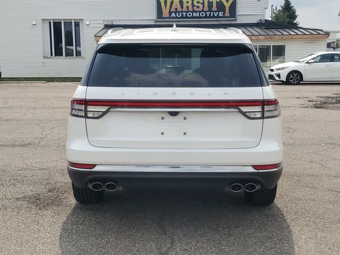 Certified 2024 Lincoln Aviator AWD w/ Premium Package image 5