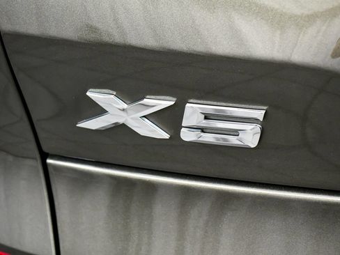 Used 2024 BMW X5 xDrive40i w/ M Sport Package AWD/4WD image 99