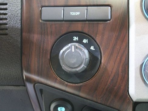 Used 2016 Ford F350 Lariat w/ Lariat Ultimate Package image 14