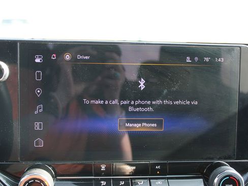 Used 2024 Chevrolet Colorado W/T image 43