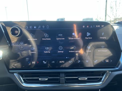 New 2026 Chevrolet Equinox EV LT AWD/4WD image 25