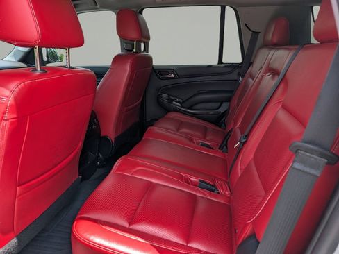 Used 2020 Chevrolet Tahoe LS w/ Enhanced Driver Alert Package RWD image 15