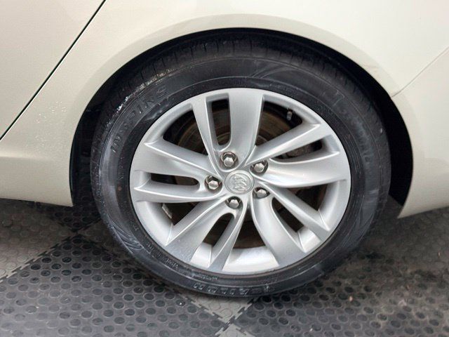 Used 2015 Buick Regal FWD image 15