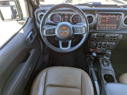 Used 2020 Jeep Gladiator Rubicon image 16