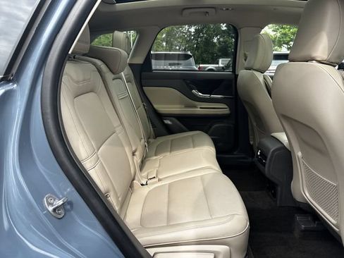 Certified 2023 Lincoln Corsair AWD w/ Equipment Group 101A image 38