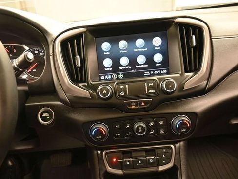 Used 2023 GMC Terrain AT4 w/ Tech Package AWD/4WD image 10