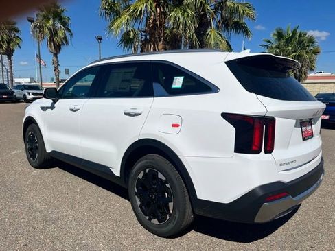 New 2026 Kia Sorento S FWD image 5