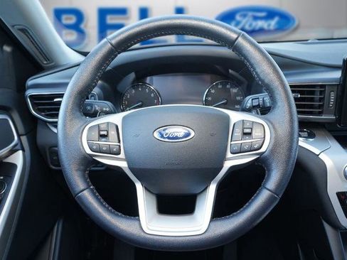 Certified 2021 Ford Explorer XLT w/ Equipment Group 202A image 19