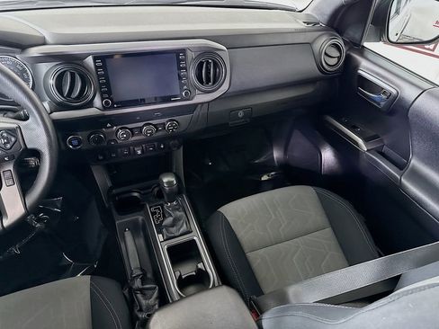 Certified 2020 Toyota Tacoma TRD Off-Road w/ Technology Package image 24