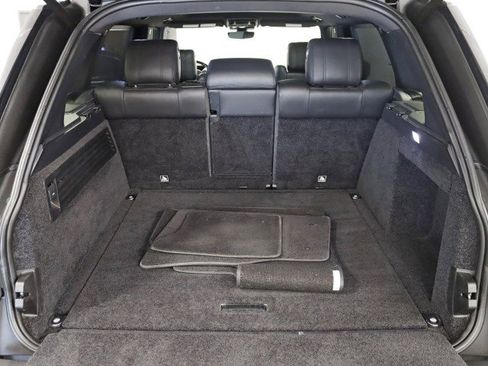 Used 2017 Land Rover Range Rover Long Wheelbase Supercharged image 39