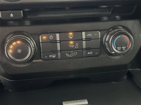 Used 2018 Ford F150 XL w/ Equipment Group 101A Mid image 17