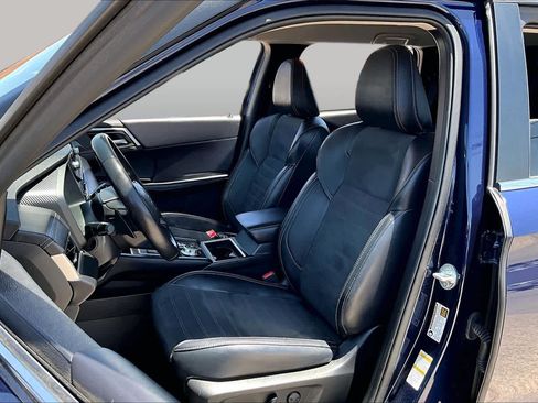 Used 2024 Mitsubishi Outlander SE AWD/4WD image 8