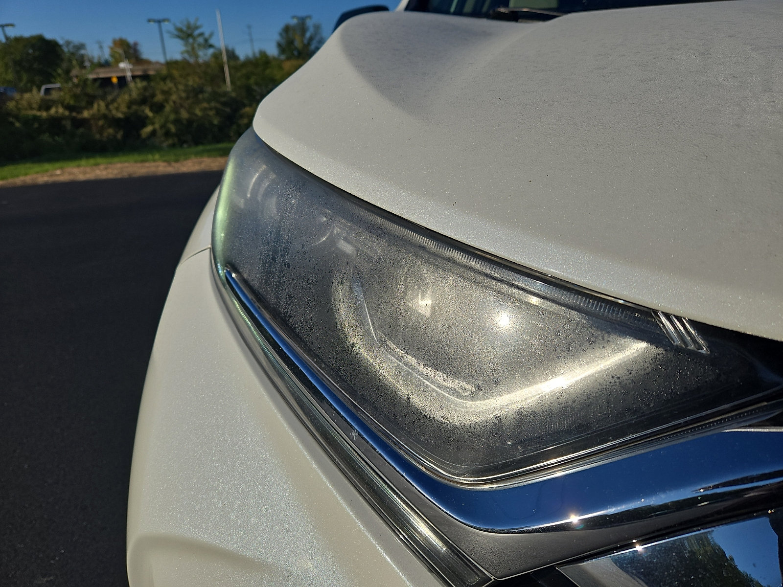 Used 2017 Honda CR-V LX image 9