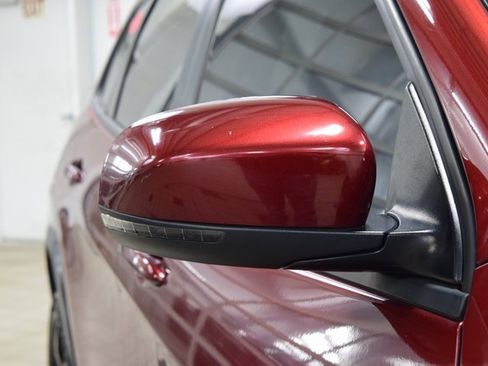 Used 2019 Jeep Cherokee Latitude Plus image 14