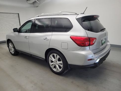 Used 2018 Nissan Pathfinder SL w/ SL Premium Package AWD/4WD image 3