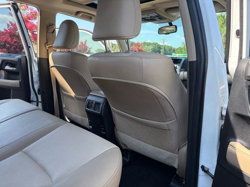 Used 2017 Toyota 4Runner SR5 Premium RWD image 35