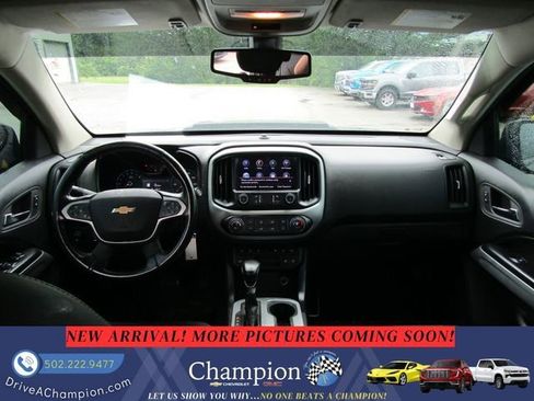 Used 2022 Chevrolet Colorado ZR2 w/ ZR2 Midnight Special Edition AWD/4WD image 11
