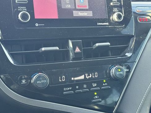 Used 2024 Toyota Camry SE image 21