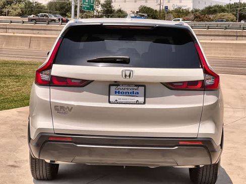 Used 2026 Honda CR-V LX image 6