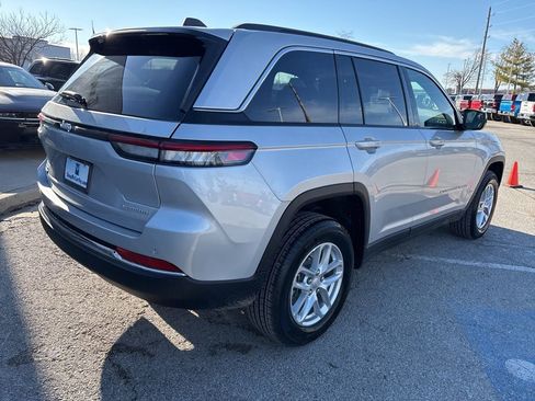 New 2026 Jeep Grand Cherokee Laredo X AWD/4WD image 31