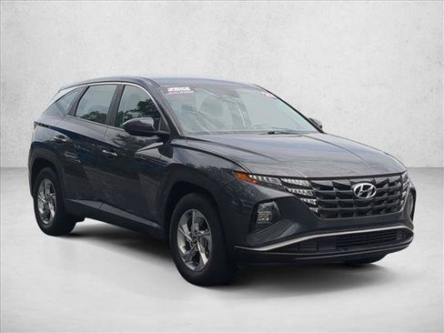 Used 2022 Hyundai Tucson SE FWD image 3