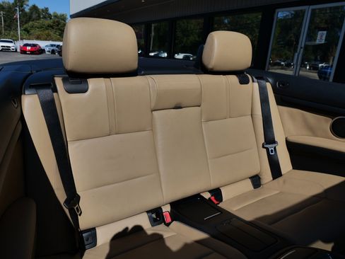 Used 2013 BMW M3 Convertible image 39