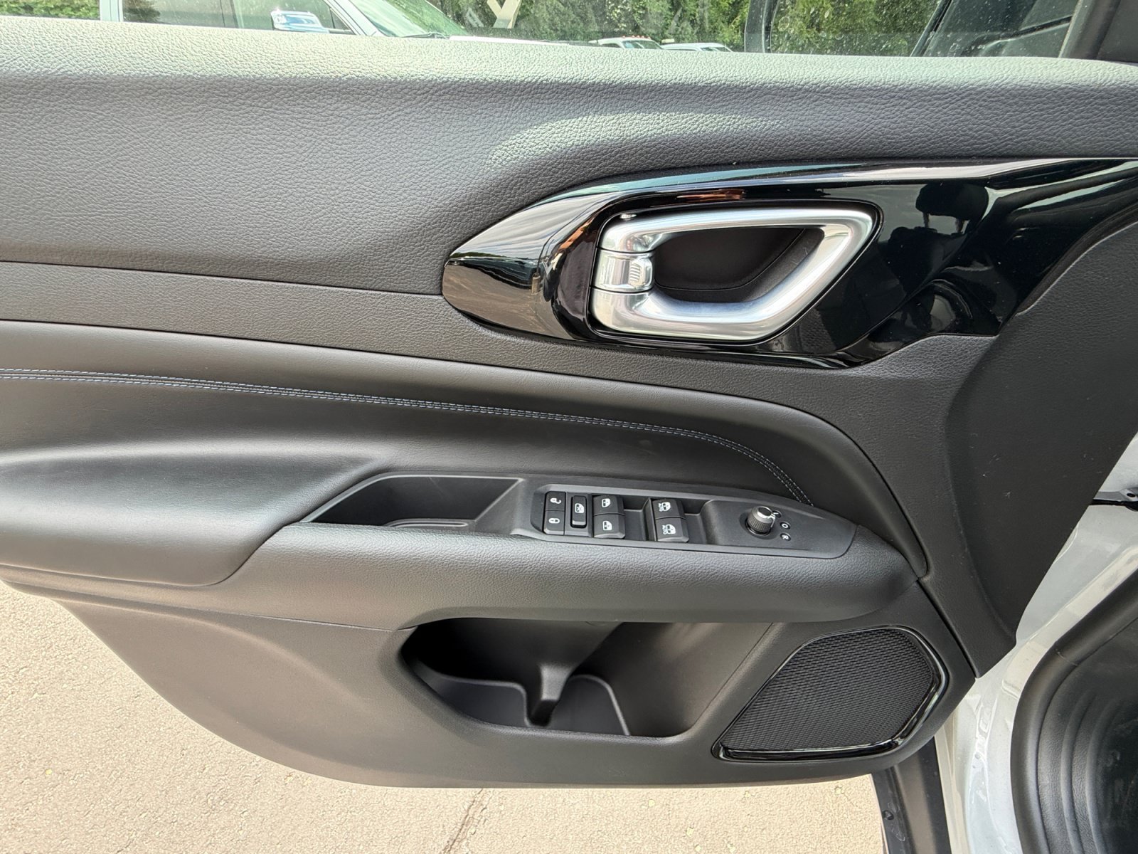 New 2026 Jeep Compass Latitude AWD/4WD image 26