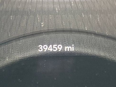 Used 2022 Dodge Challenger SXT w/ Blacktop Package image 22