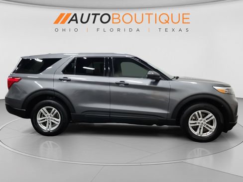 Used 2024 Ford Explorer 4WD image 7