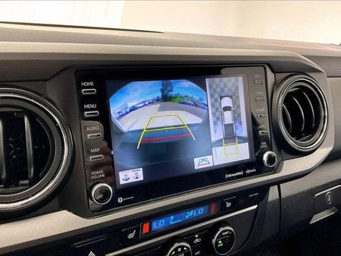 Used 2021 Toyota Tacoma TRD Sport image 24