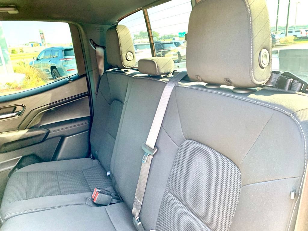 Used 2024 GMC Canyon Elevation w/ Convenience Package AWD/4WD image 17