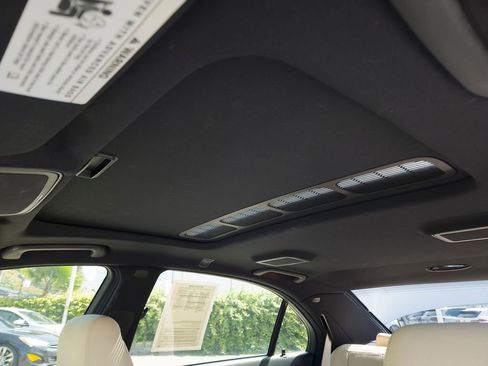 Used 2009 Mercedes-Benz S 550 image 16