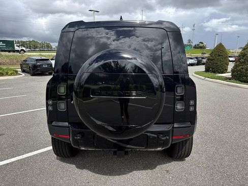 New 2026 Land Rover Defender 110 S AWD/4WD image 5