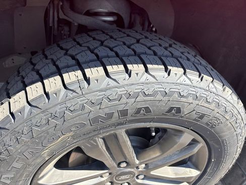Used 2021 Ford F150 Lariat w/ Equipment Group 502A High AWD/4WD image 7