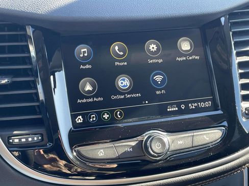 Used 2018 Chevrolet Trax LT w/ LT Convenience Package image 15