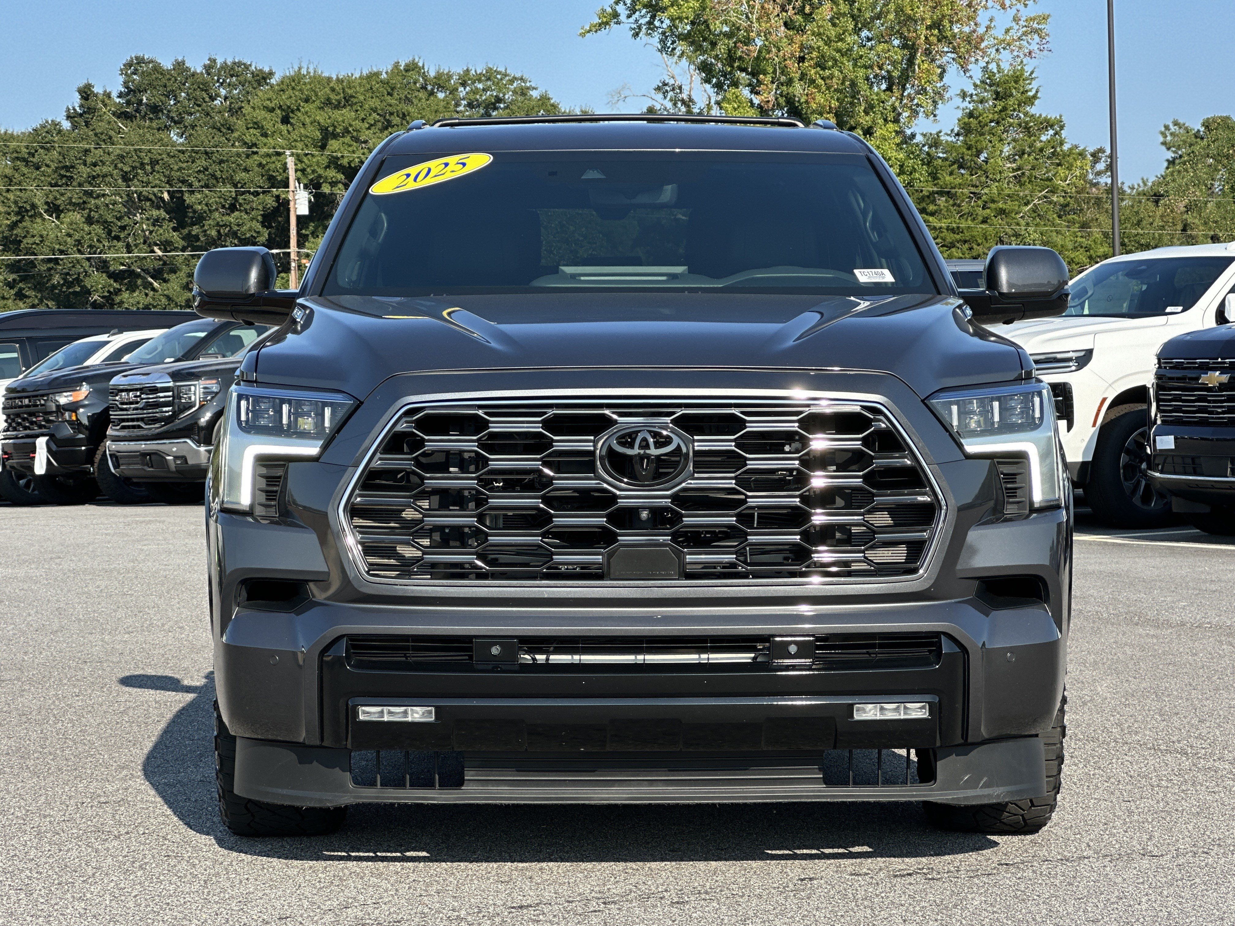 Used 2025 Toyota Sequoia Platinum AWD/4WD image 2