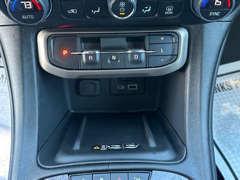 Used 2023 GMC Acadia Denali w/ Denali Ultimate Package AWD/4WD image 24