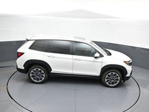 Certified 2024 Honda Passport EX-L image 37
