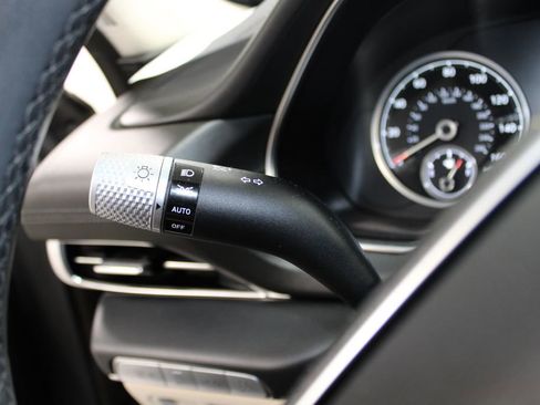 Used 2021 Genesis GV80 2.5T w/ Prestige Package 04 image 24