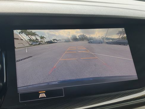 Used 2021 Buick Envision Preferred FWD image 28