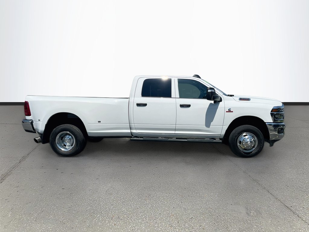 Used 2026 RAM 3500 Tradesman AWD/4WD image 8