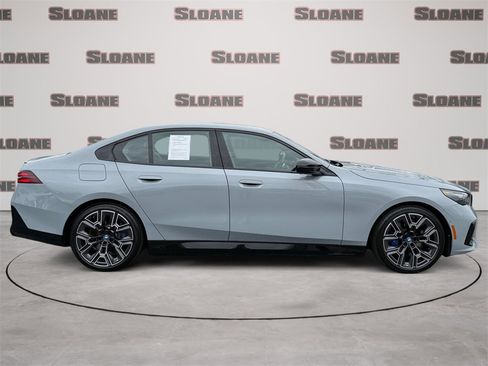 Certified 2025 BMW i5 M60 w/ Premium Package image 6