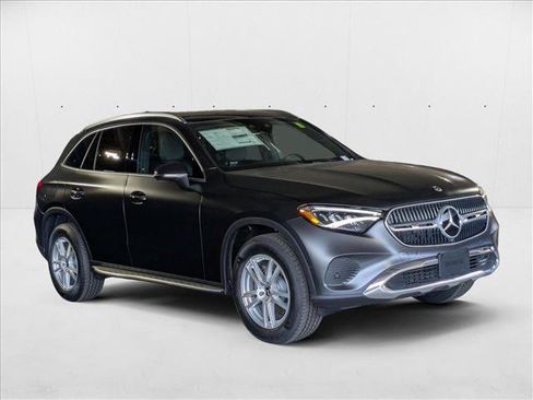 New 2025 Mercedes-Benz GLC 300 image 7
