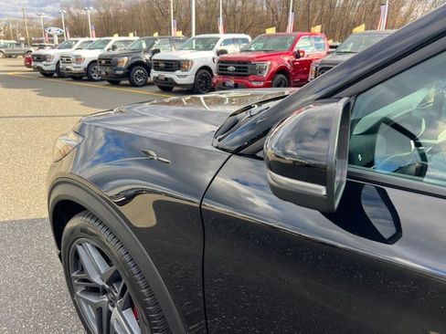 Certified 2025 Ford Explorer ST image 27