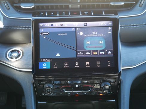 New 2025 Jeep Grand Cherokee L Limited w/ Luxury Tech Group II image 10