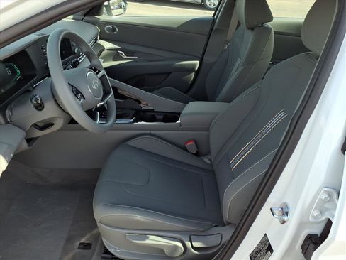 New 2026 Hyundai Elantra Blue image 6