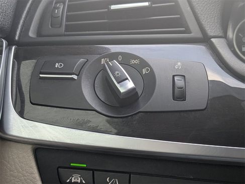 Used 2016 BMW 535i xDrive Sedan image 25